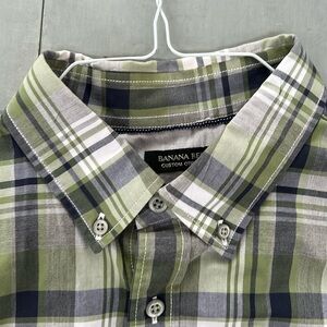 EUC Banana Republic custom 078 wash men’s L button-down shirt